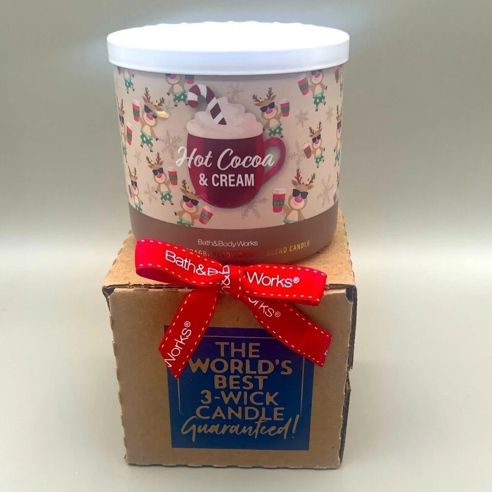 Bath & Body Works HOT COCOA AND CREAM 3 Wick Holiday Candle In Box NEW
